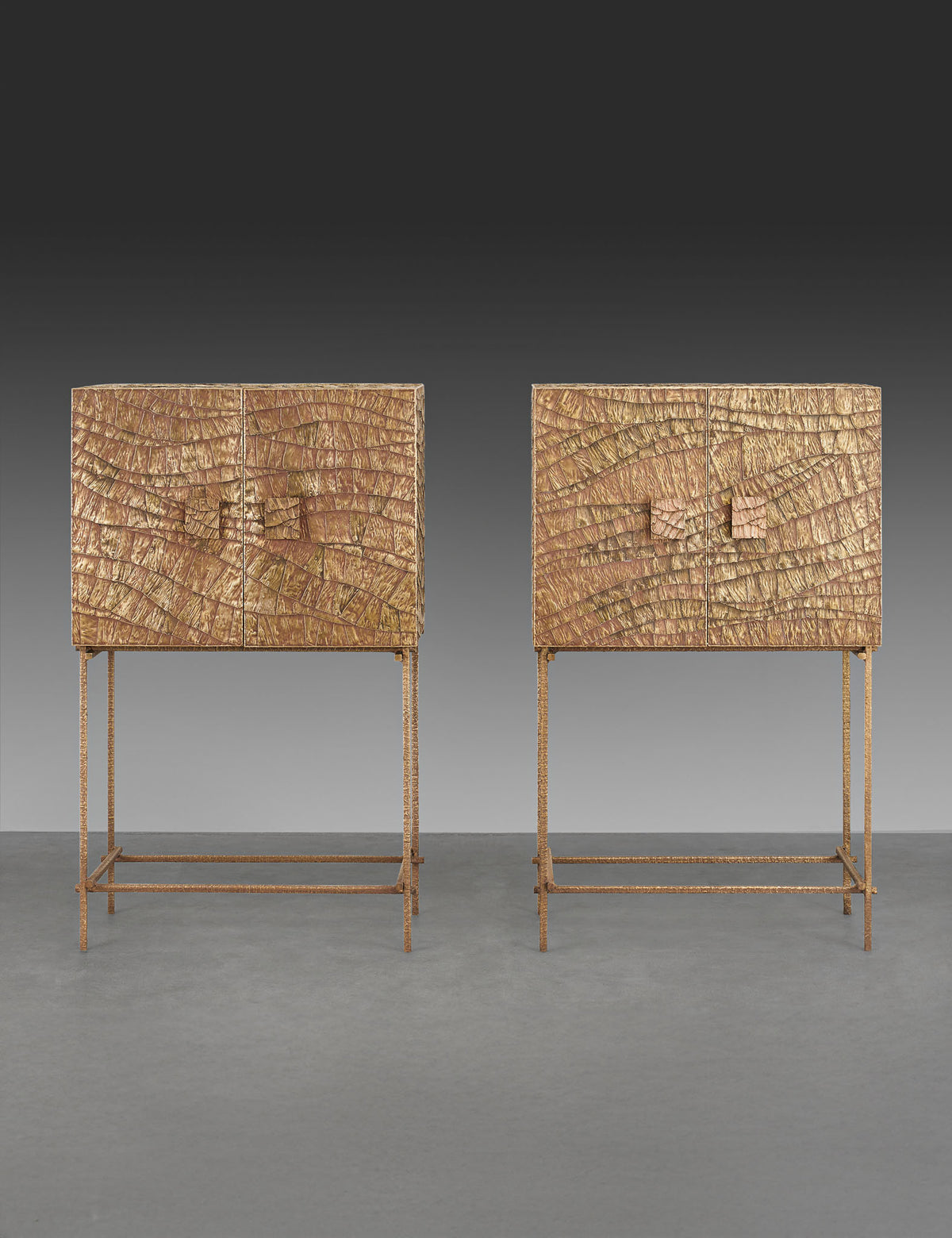 Thar Bar Cabinet