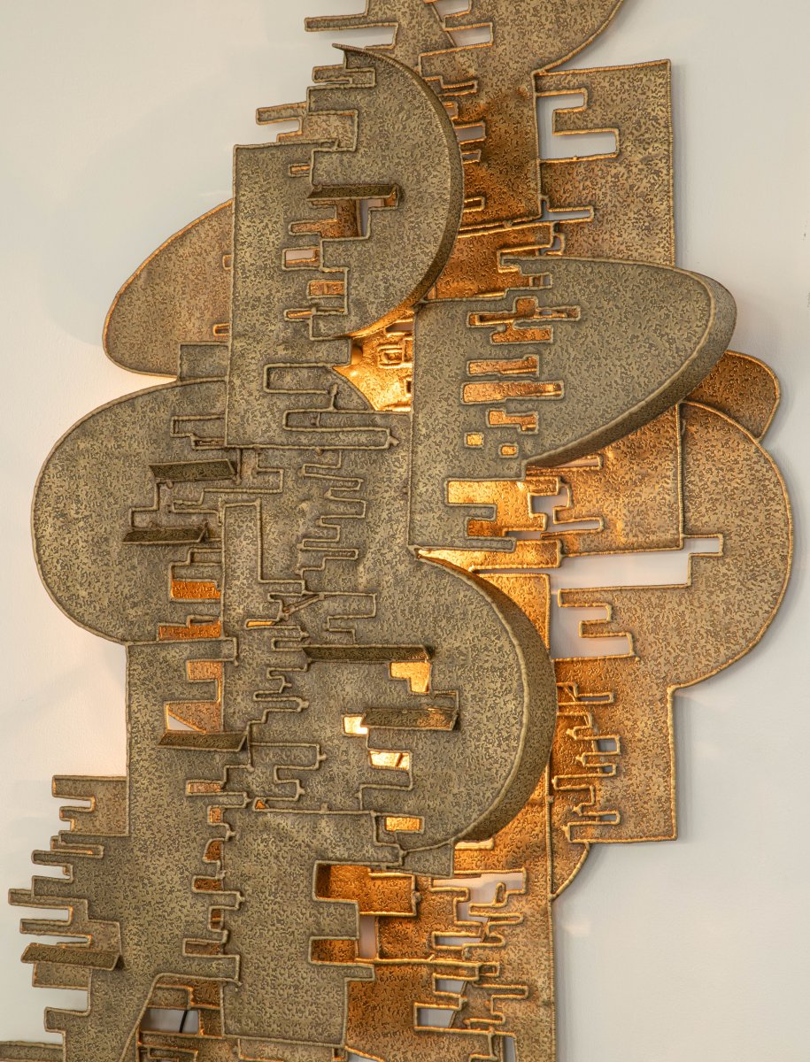 Braques_Sconce_Vikram_Goyal_04.jpg