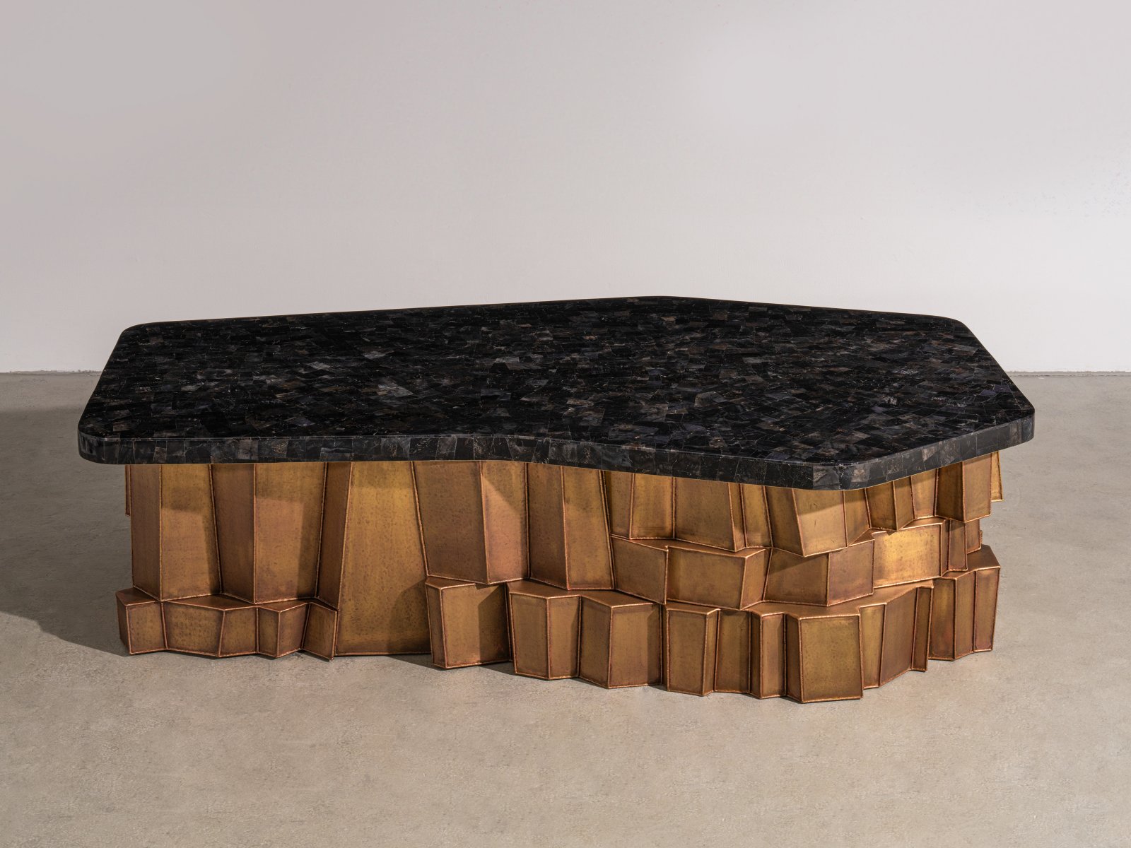 Metallic_Graphite_Coffee_Table_01.jpg