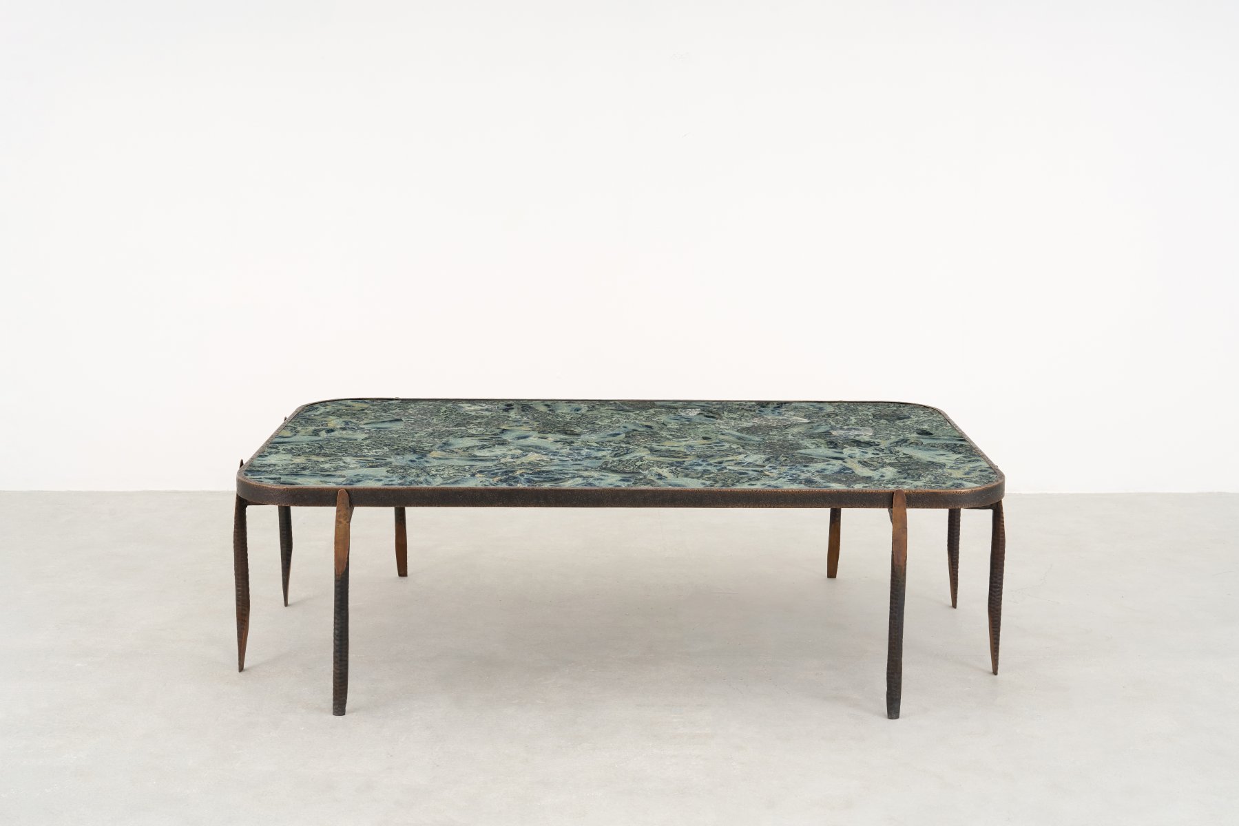 Molten_Moss_-_Coffee_Table_-_01.jpg
