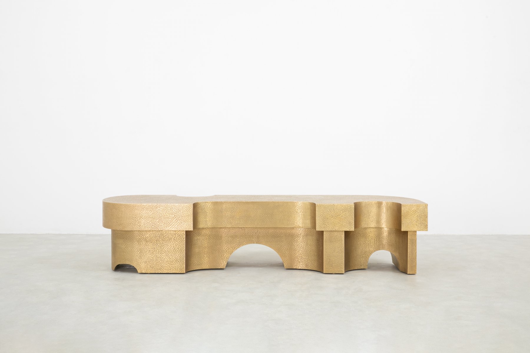 Palazzo_Coffee_Table_01.jpg