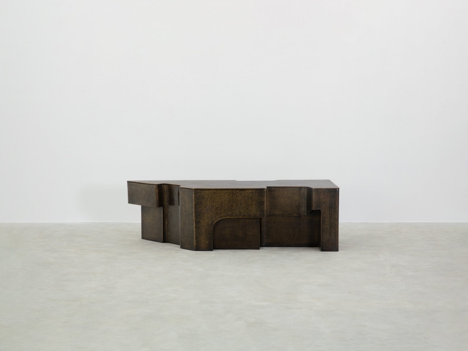 Plazzo_coffee_Table_06.jpg