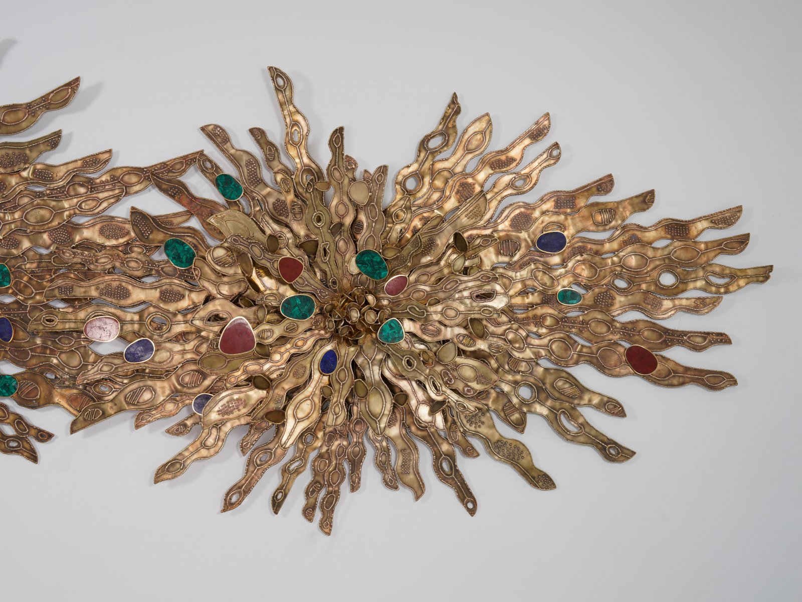 Radiate_Wall_Sconce_New_05.jpg