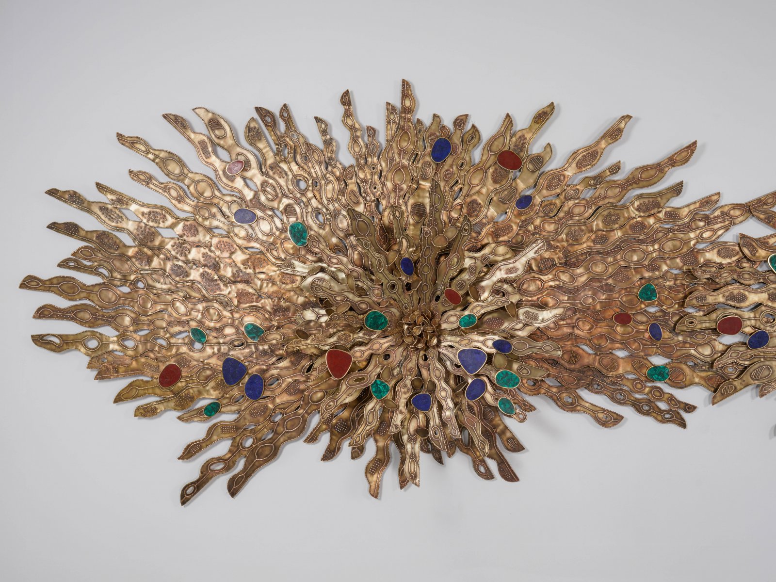 Radiate_Wall_Sconce_New_06.jpg