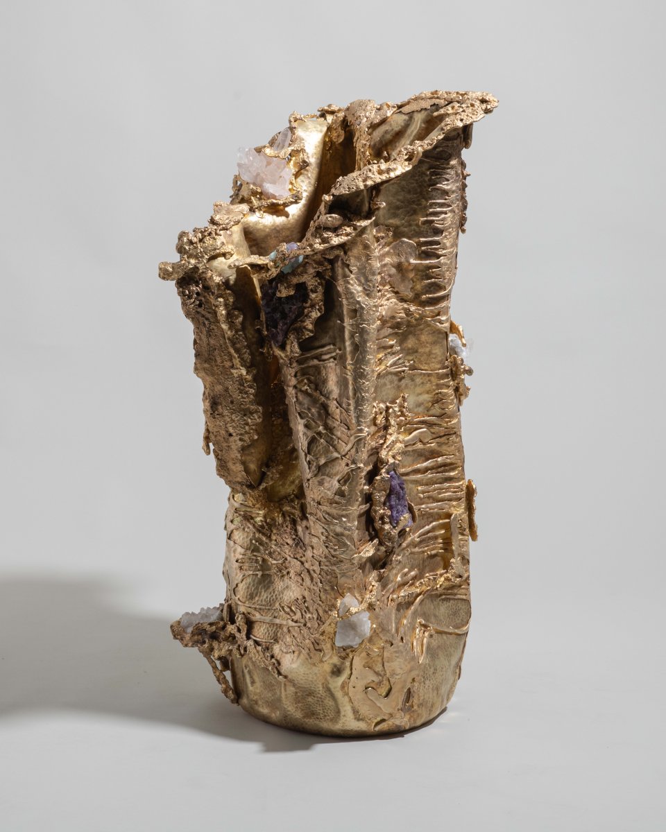Song_of_the_Forest_Vase_A_01.jpg