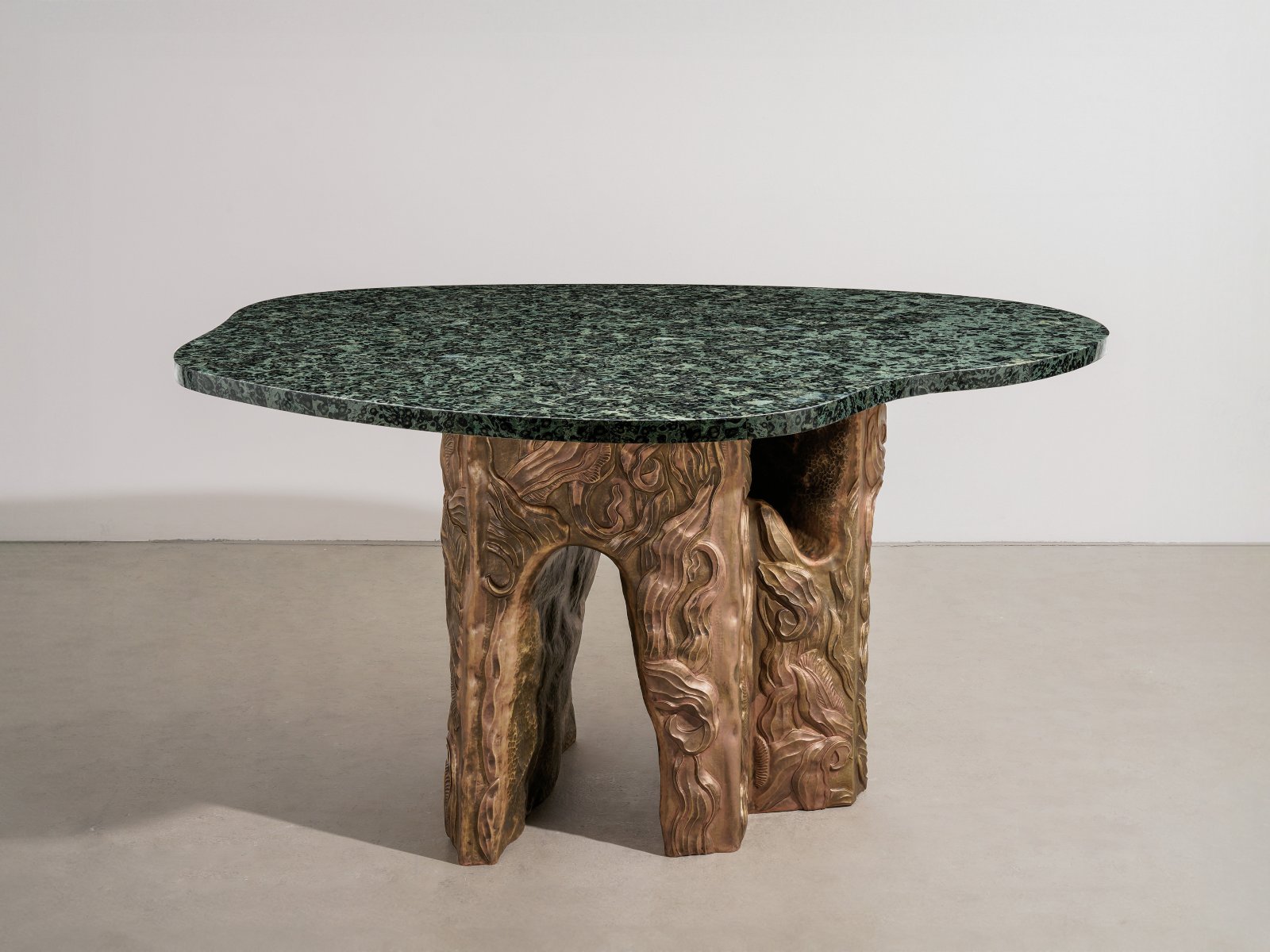 Tropical_Chased_Foyer_Table_01.jpg