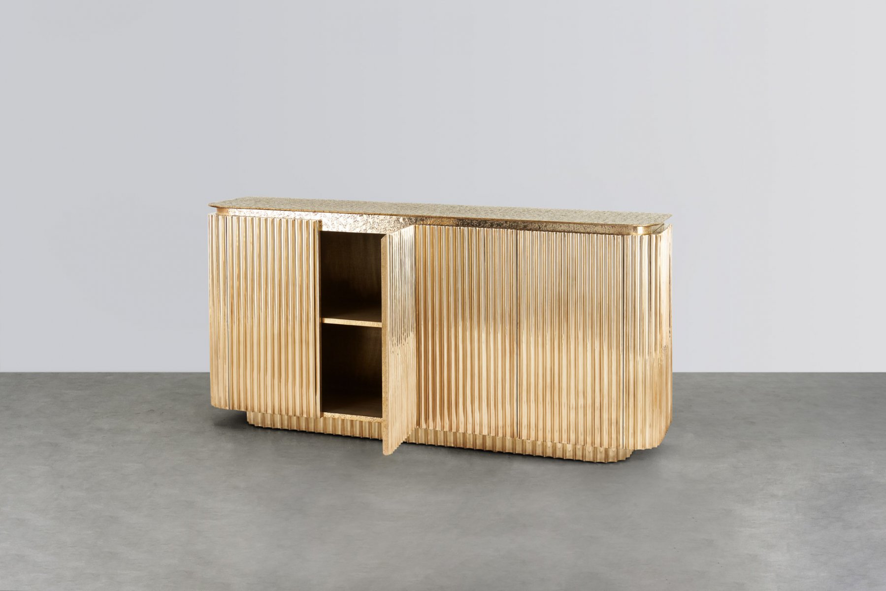 VGS-Marine_Drive_Cabinet_03.jpg