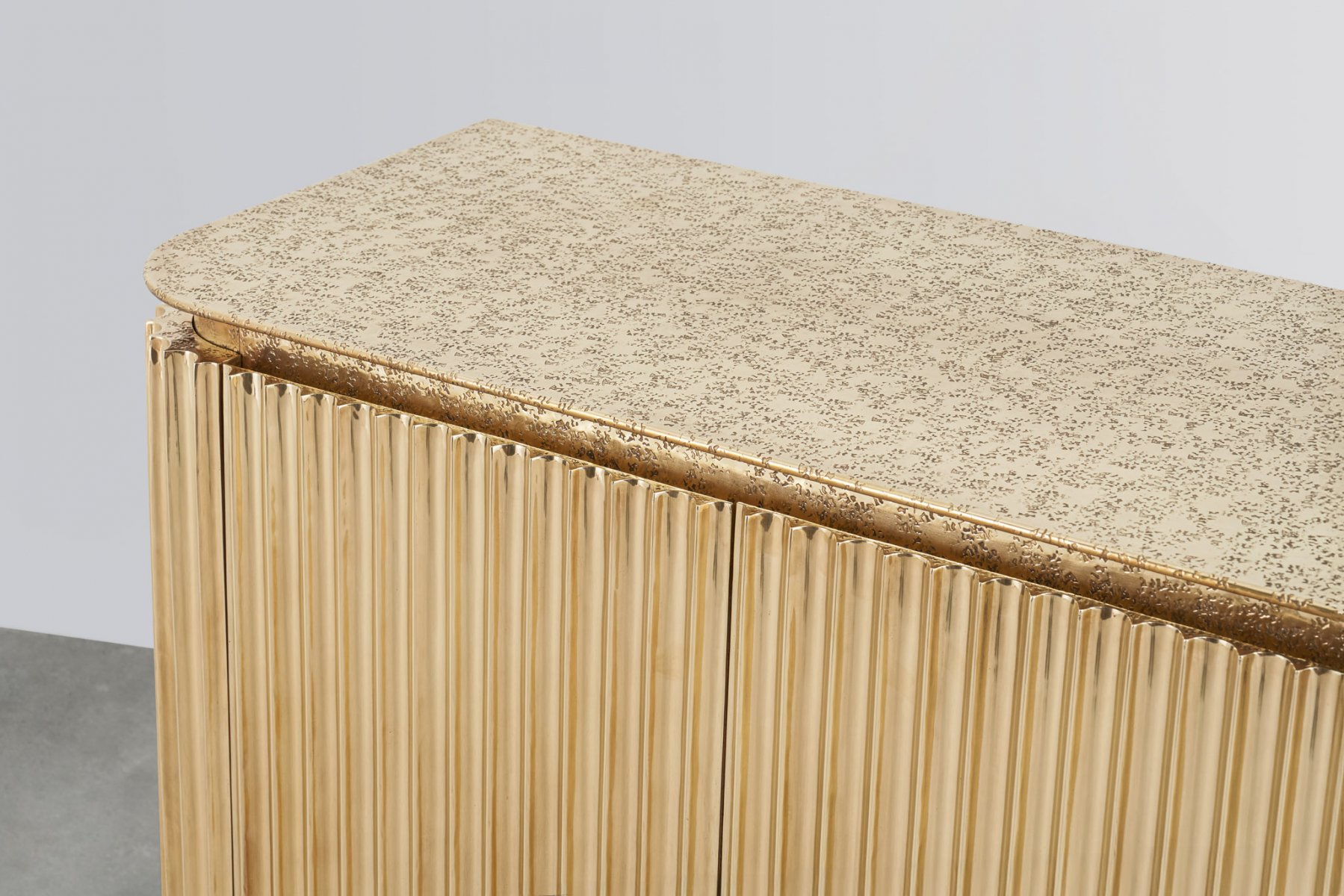 VGS-Marine_Drive_Cabinet_04.jpg