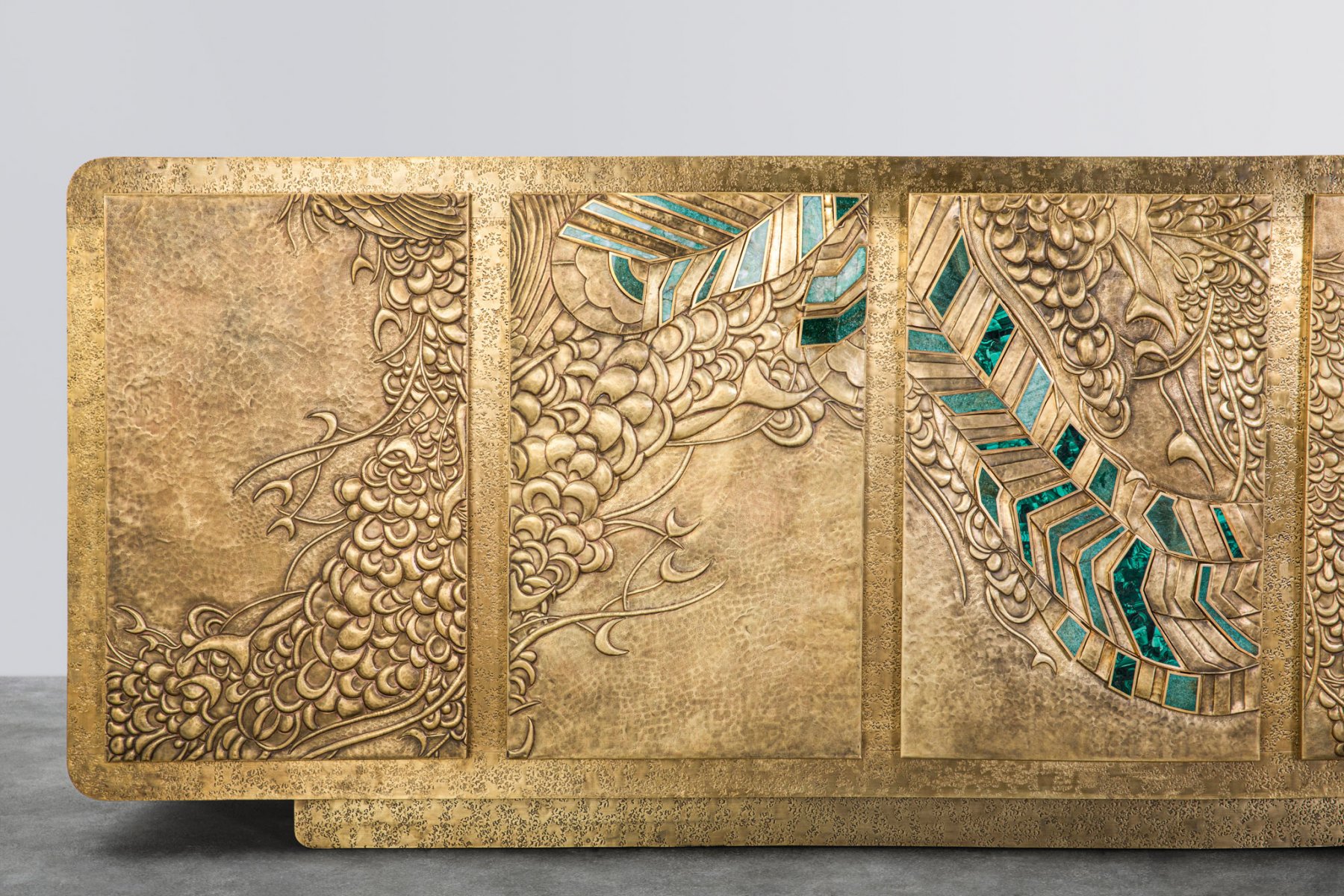 VGS-Shangri-la_Cabinet_04.jpg