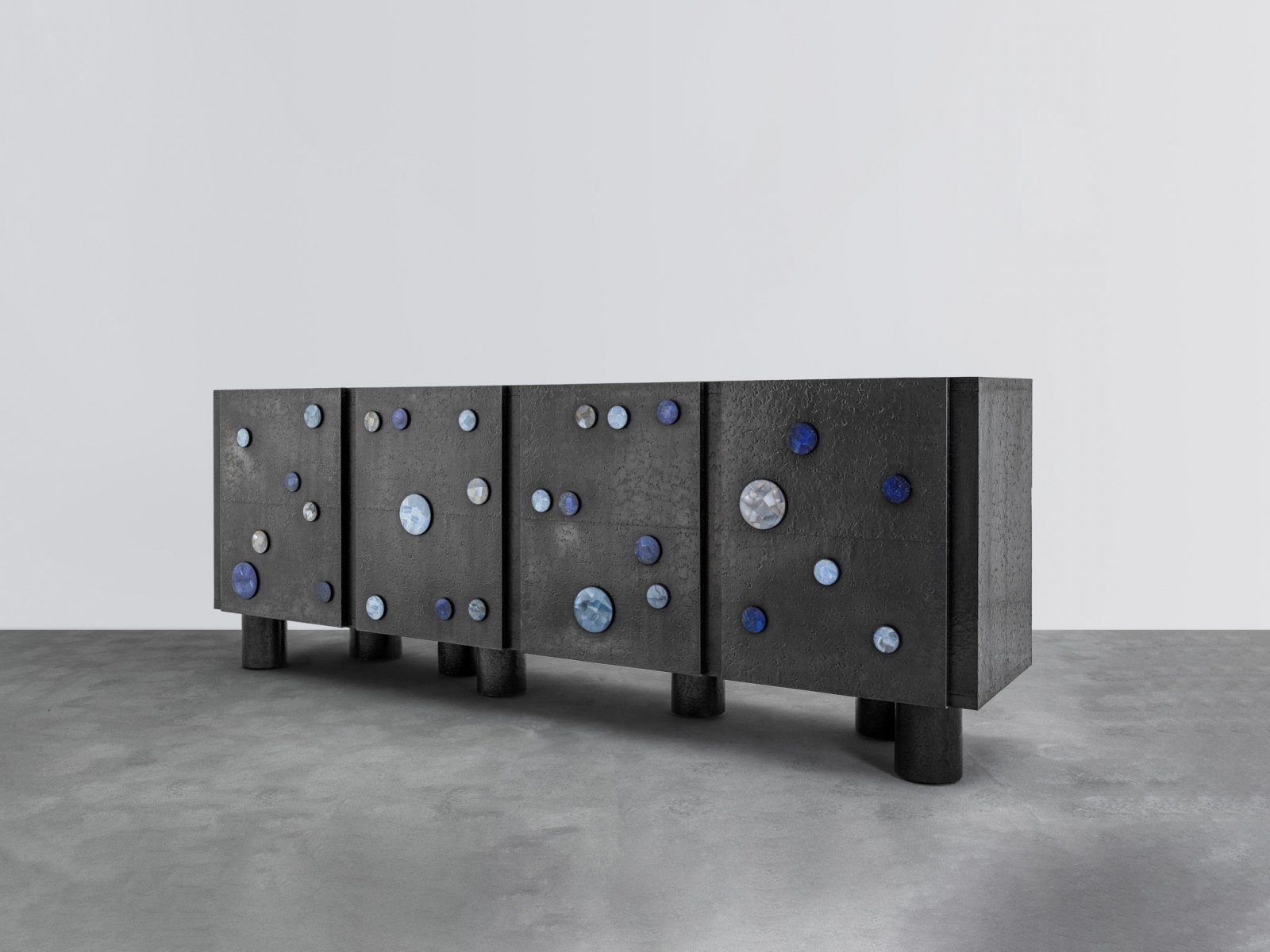 VGS-Sky_Cabinet_03.jpg