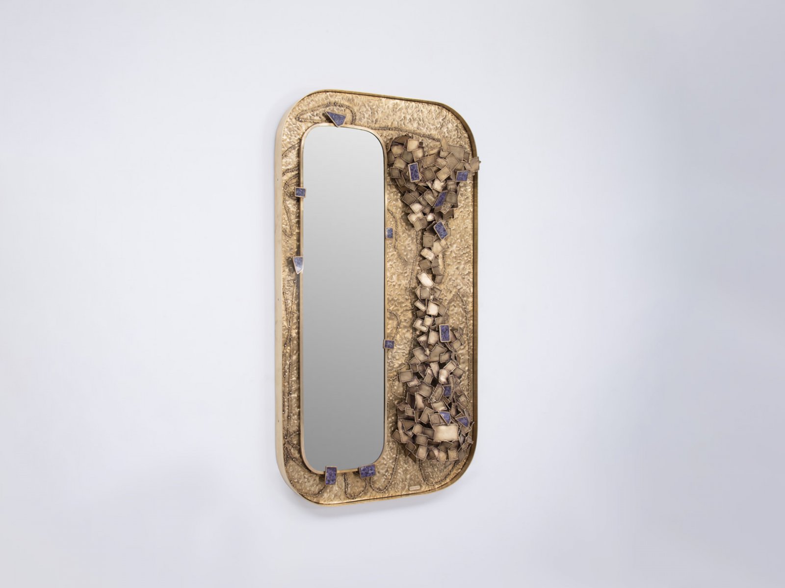 VG_Angkor_Mirror_02.jpg