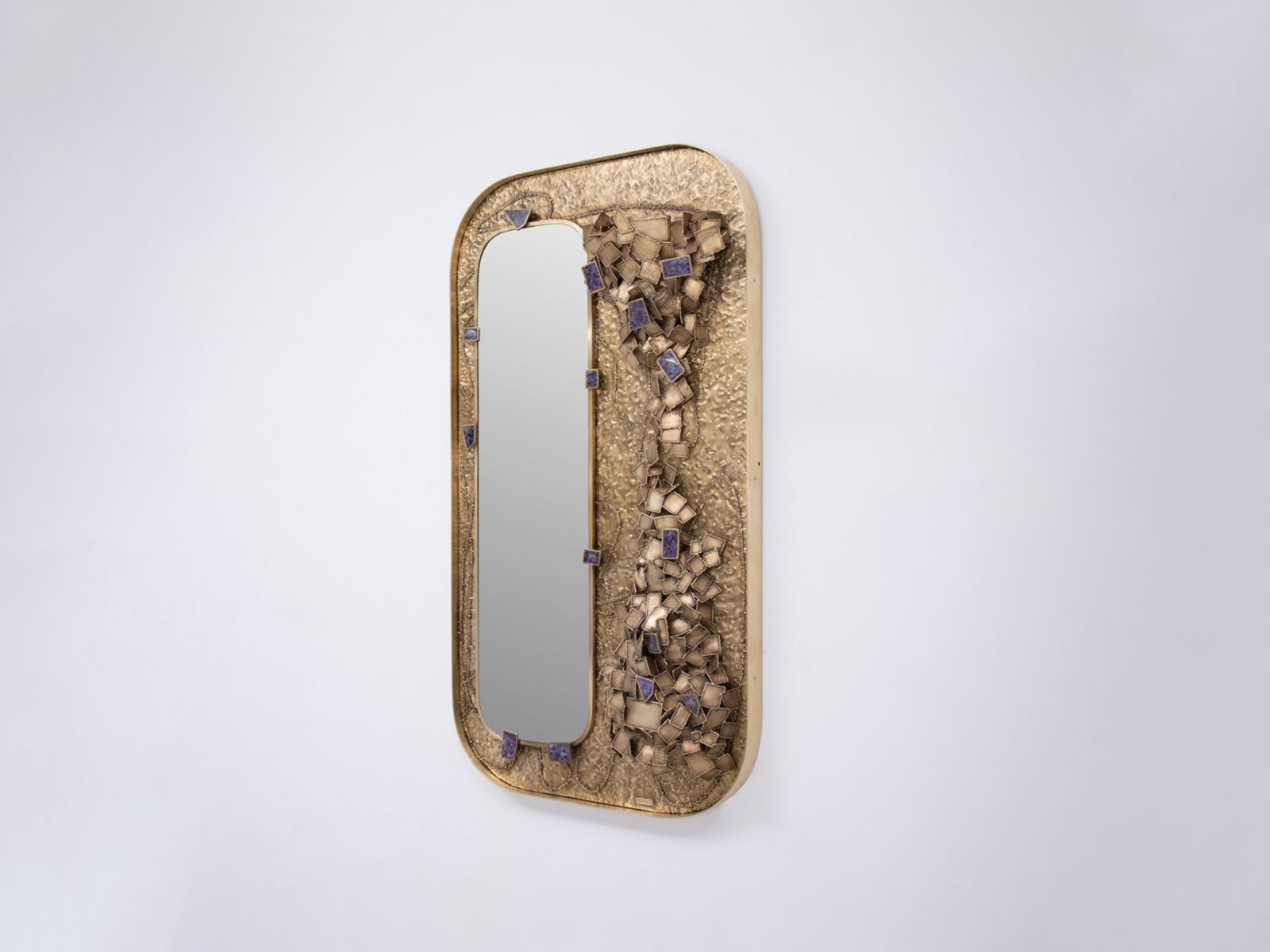 VG_Angkor_Mirror_03.jpg